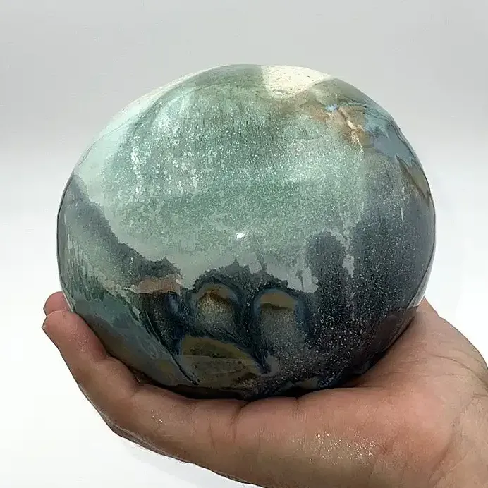 Boule décorative collection Nereia par hirunda ceramic