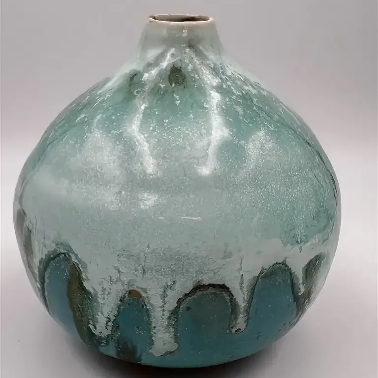 Vase boule collection Nereia par hirunda ceramic